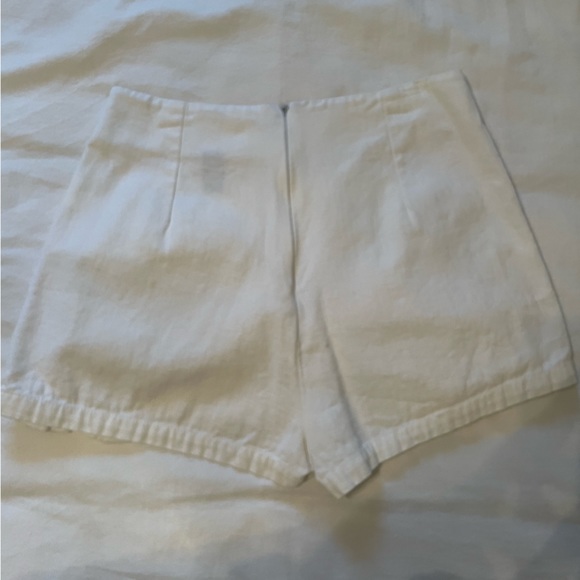 Skort - Picture 3 of 4